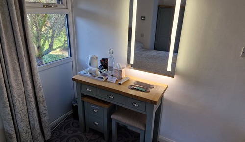 Double Room (Double En-suite Room)