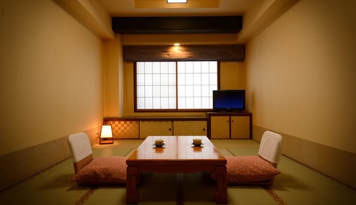 Japanese Style Standard Room (with traditional seasonal full-course dinner “kaiseki” plan)