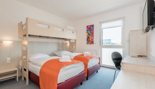 Twin Room with bunkbed