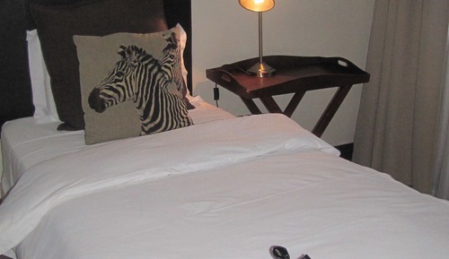 Family Room, 1 Bedroom (4)