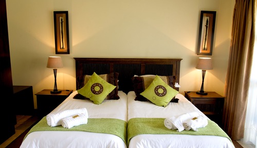 Standard Double or Twin Room (2)