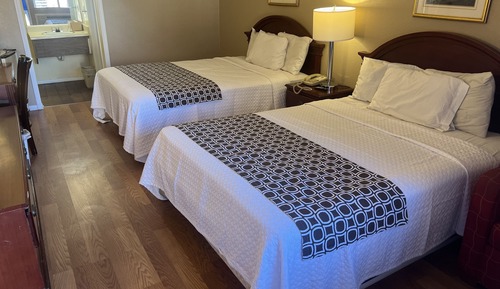 Room, 2 Queen Beds, Smoking