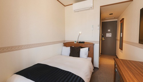 Semi Double Room
