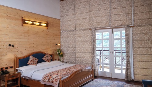 Lake Facing AC Suites on First Floor