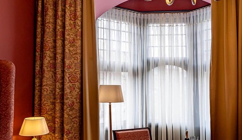 Park Side Superior Double Room with Bathtub