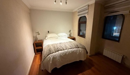 Standard Apartment, 1 Queen Bed, Private Bathroom, City View