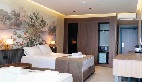 Deluxe Double Room, Balcony, Lake View