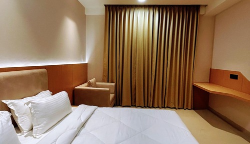 Luxury Room, City View