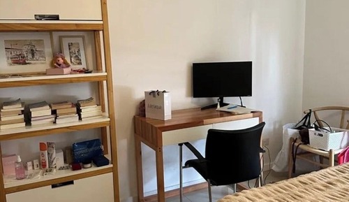 Basic Apartment, City View