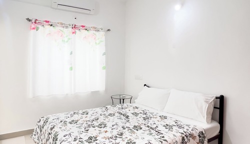 Premier Apartment