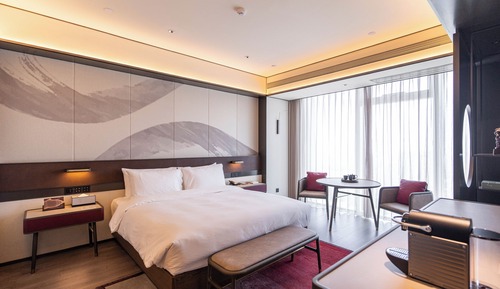 City Room, Non Smoking