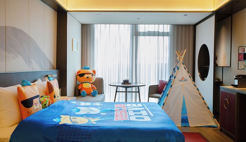 Family Room, Non Smoking