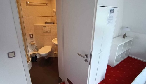 Comfort Room, 1 Double Bed, Park View