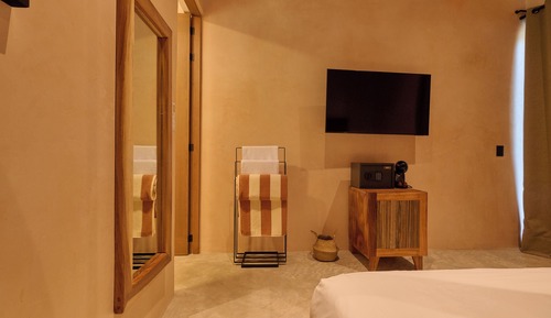 Comfort Room, 1 King Bed
