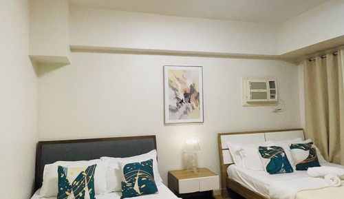 Family Condo, City View