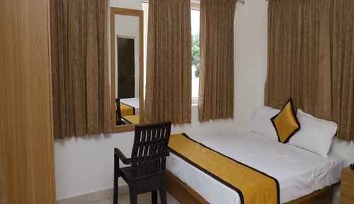 Deluxe Room, Hill View