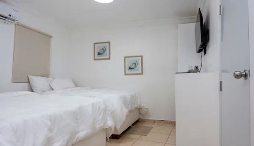 Apartment (#8)