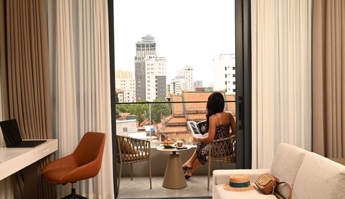 Deluxe King Room with Balcony