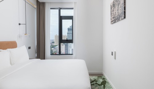 Executive One-Bedroom Apartment