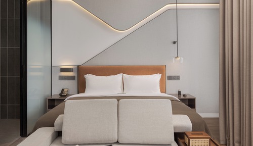 Comfort King Room, City View