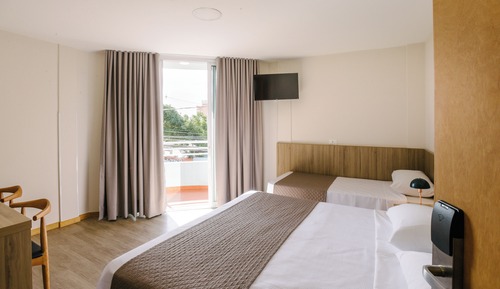 Economy Triple Room