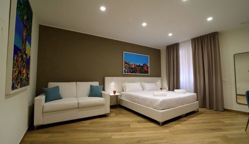 Deluxe Quadruple Room