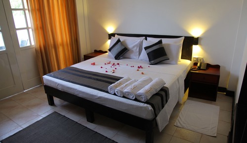 Standard Double Room, Balcony, Garden View