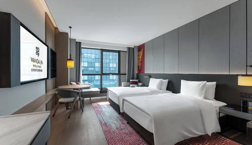 Superior Twin Room, City View