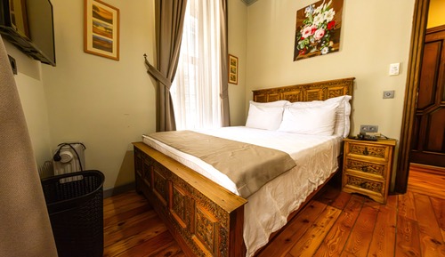 Junior Room