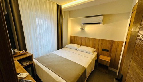 Standard Double Room, City View