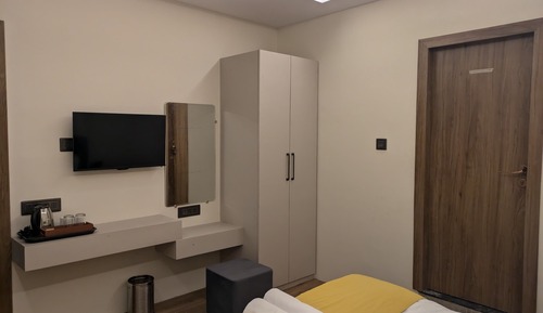 Classic Quadruple Room