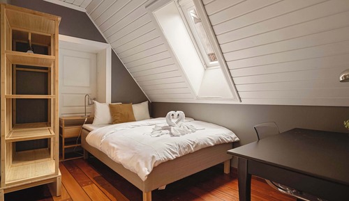 Deluxe Apartment, Multiple Bedrooms, Balcony, City View