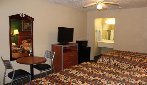 Double Room with Two Double Beds - Non Smoking