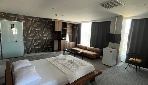 Business Studio Suite