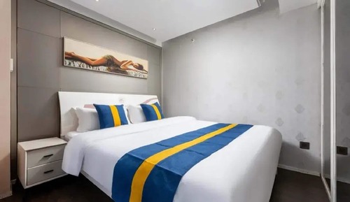 Superior Suite, City View