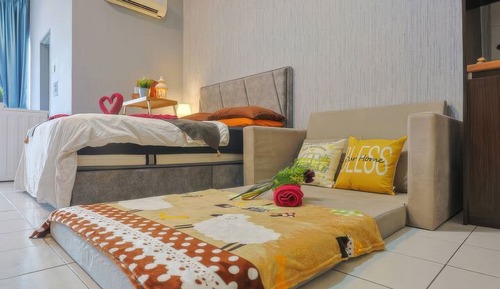 Superior Studio, 1 Queen Bed, City View