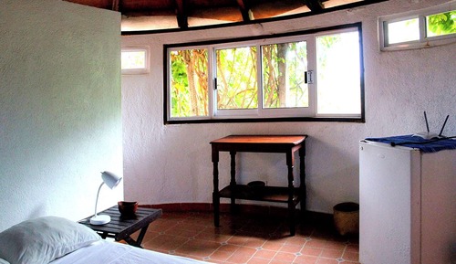 Basic Bungalow, Patio, Courtyard View