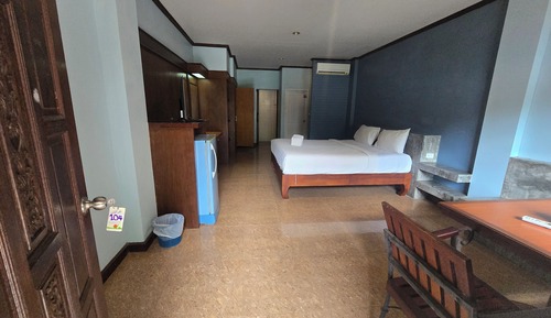 Deluxe Double Room, Pool View