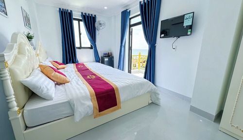 Junior Quadruple Room