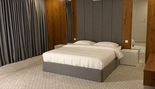 Luxury Studio