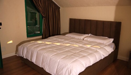 Deluxe Room, Patio