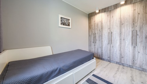 Apartment (27A)
