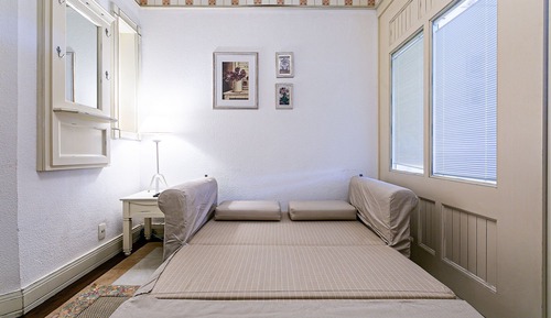 Basic Apartment