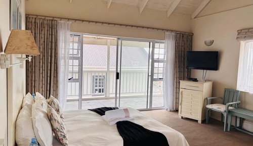 Classic Double Room, 1 Queen Bed, Non Smoking, Corner