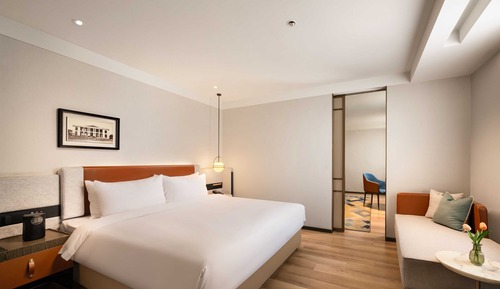 Luxury Suite, City View