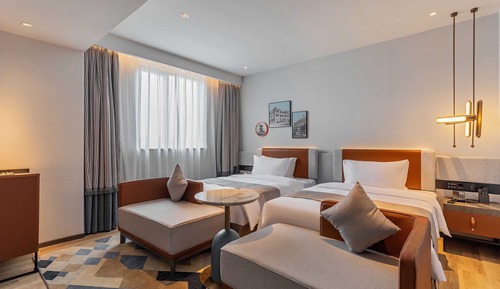 Deluxe Twin Room, City View