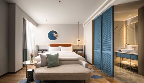 Business Double Room, City View