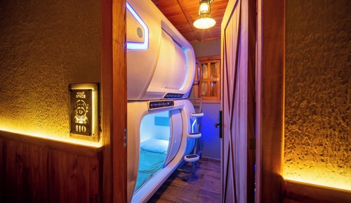 Design Quadruple Room