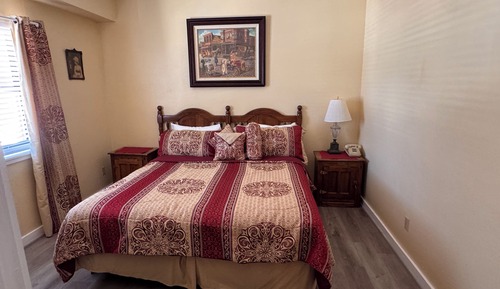 Family Suite, 1 King Bed with Sofa bed, Non Smoking, Kitchenette