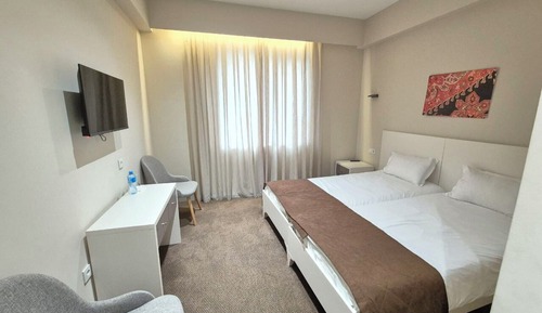 Standard Double Room, Garden View